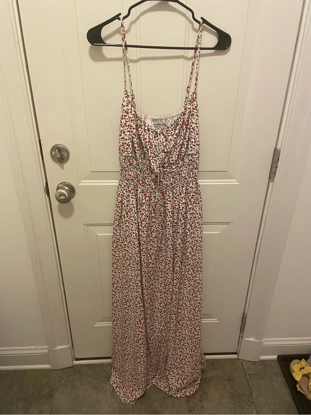 Abercrombie & Fitch maxi Dress with strawberry Red Floral Print